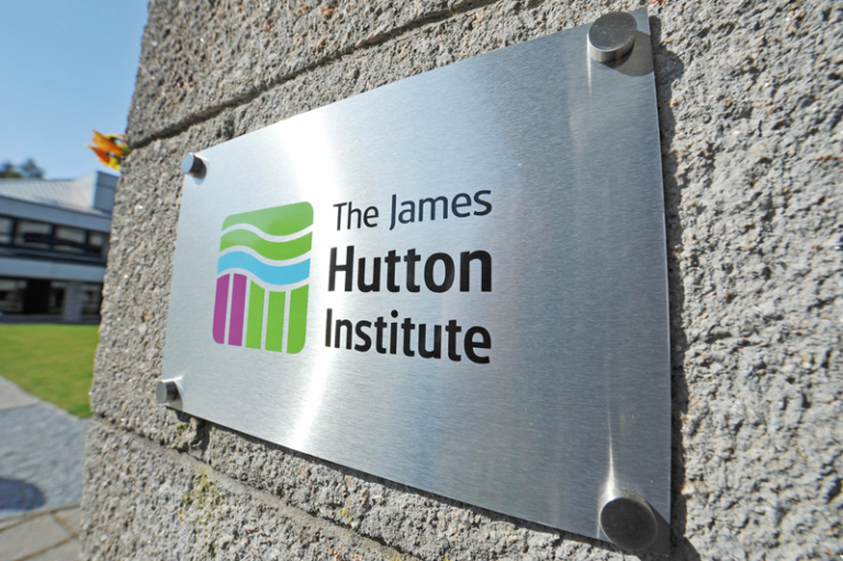 DUNDEE JAMES HUTTON INSTITUTE Marshall Brown