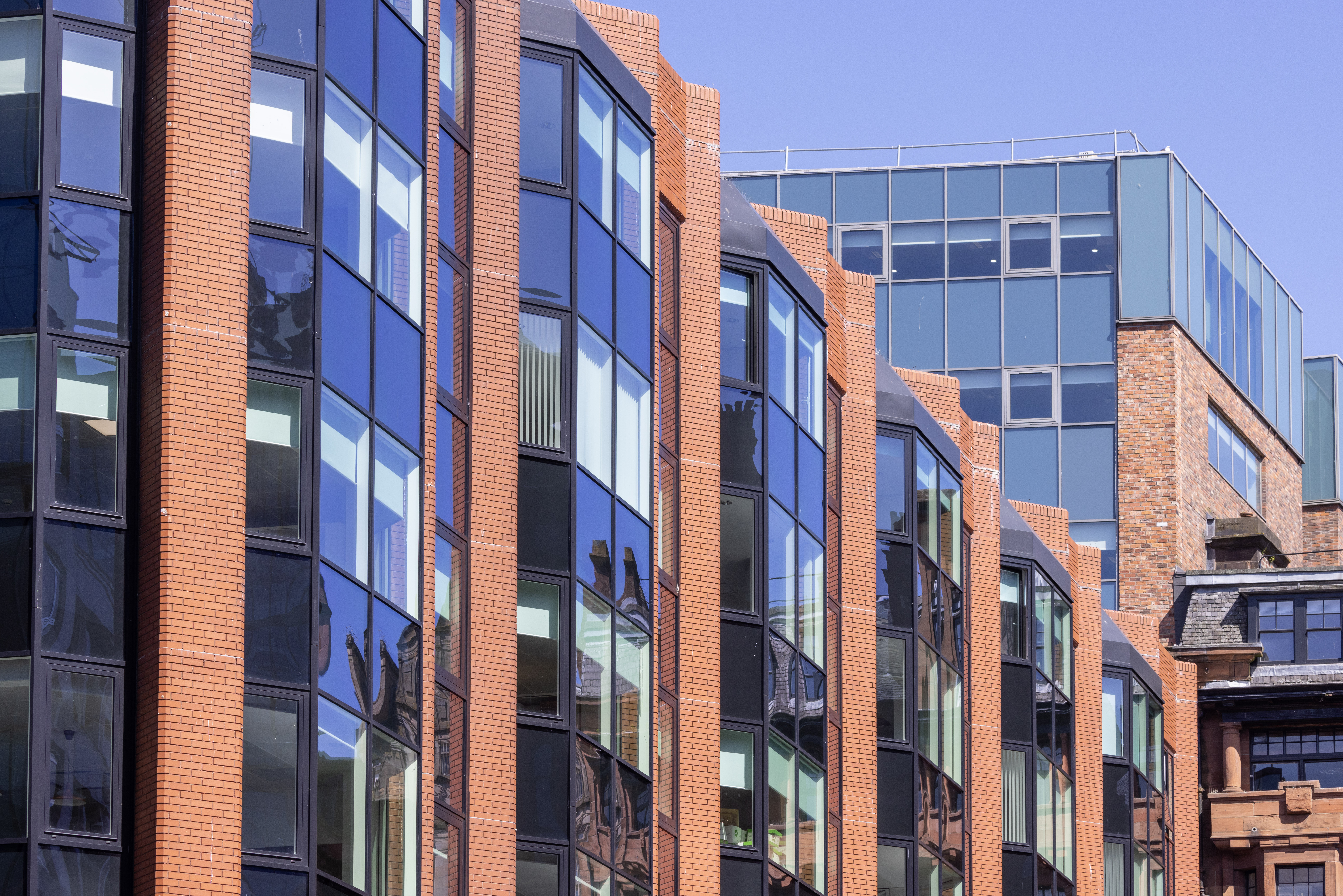 Pacific House, Glasgow – aluminium curtain walling and windows by Marshall Brown
