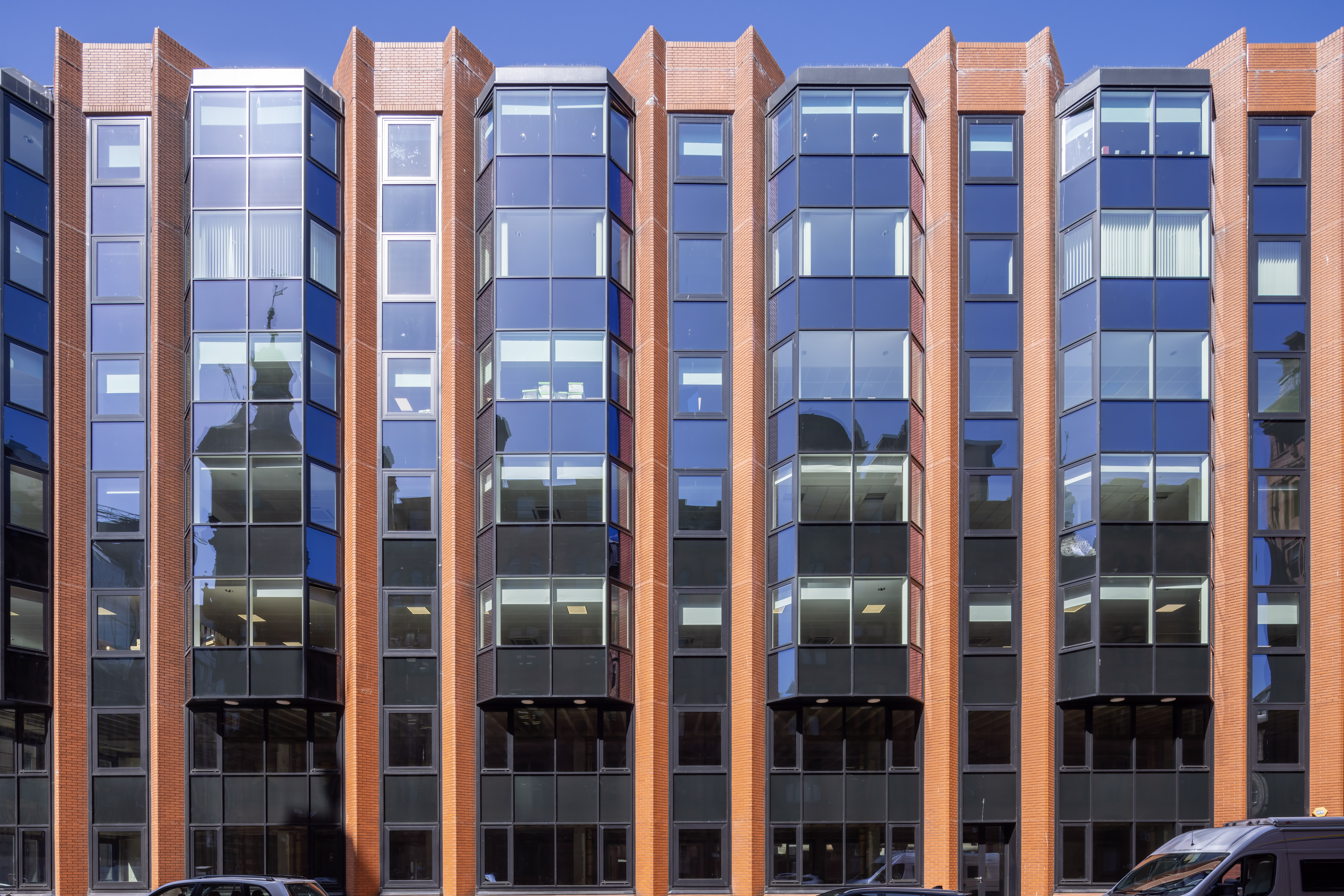 Pacific House, Glasgow – aluminium curtain walling and windows by Marshall Brown