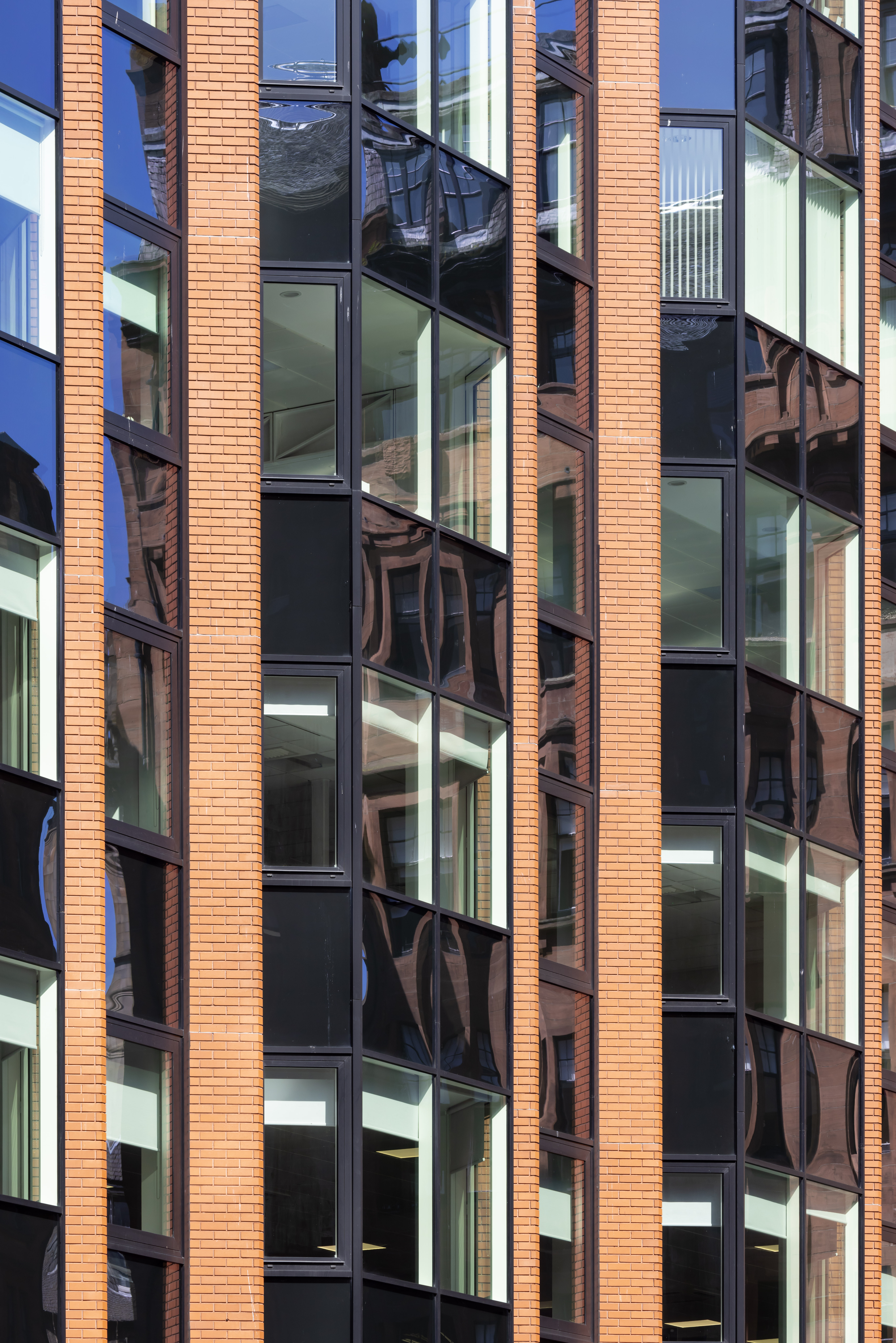 Pacific House, Glasgow – aluminium curtain walling and windows by Marshall Brown